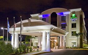 Holiday Inn Express Hotel&Suites Tampa-USF-Busch Gardens, an IHG Hotel